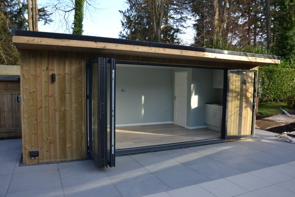 garden room building in beaconsfield
