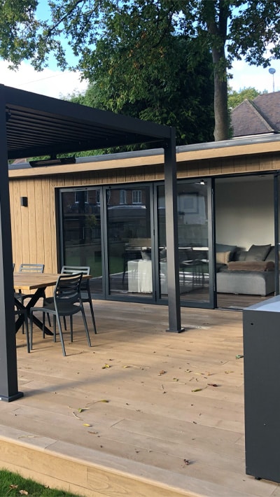 bespoke garden room and outdoor kitchen in buckinghamshire